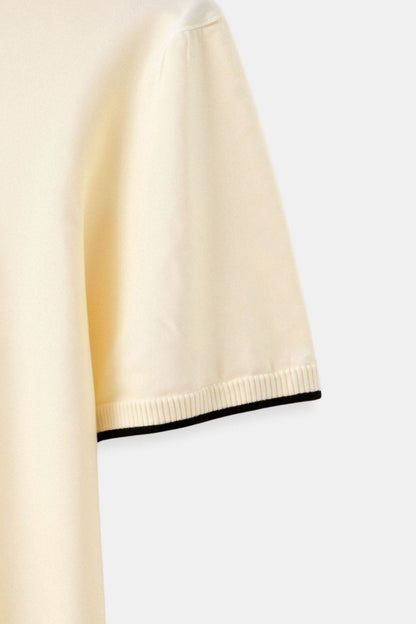 NOBA – Eng geschnittenes Poloshirt mit Kontrast