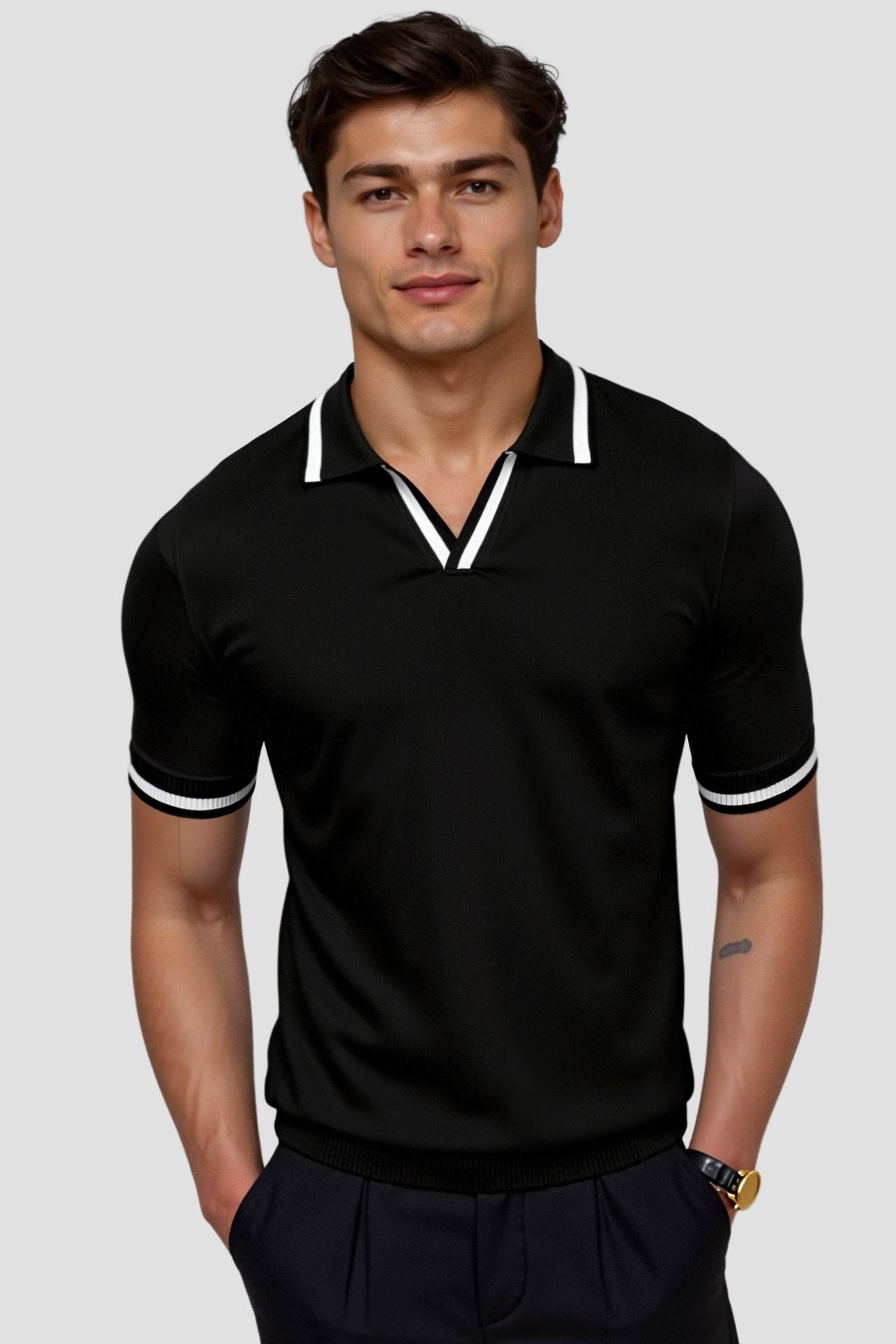 NOBA – Eng geschnittenes Poloshirt mit Kontrast